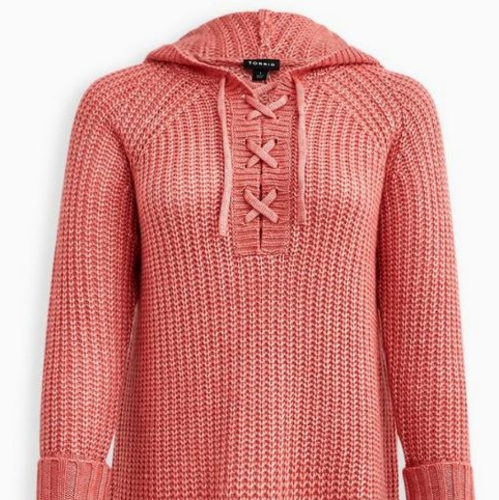 NWT Hooded Raglan Sweater